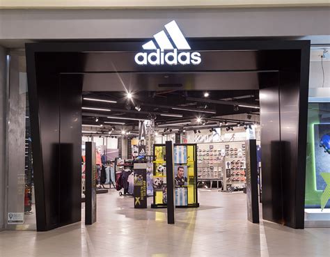 adidas mall plaza oeste